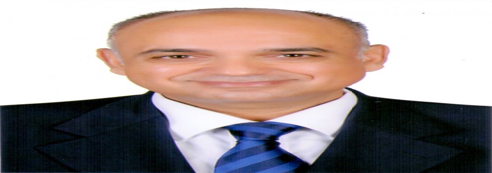 عميداً لكلية التجارة