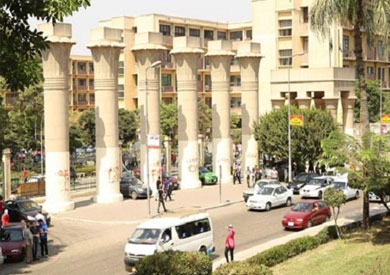 اجتماع مجلس عمداء الجامعة بعين شمس